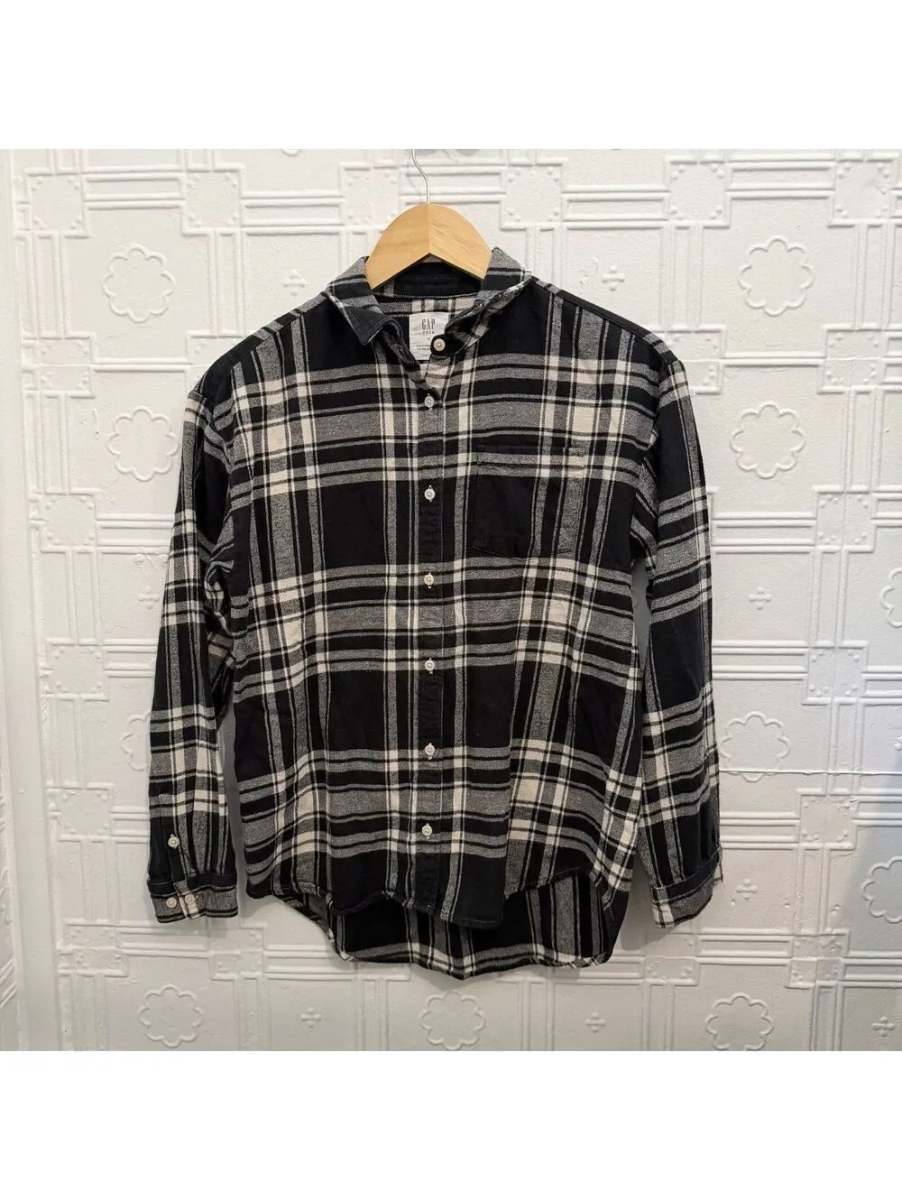 Gap Teen Size 12 Black Cream Plaid Flannel Button Down Shirt Top